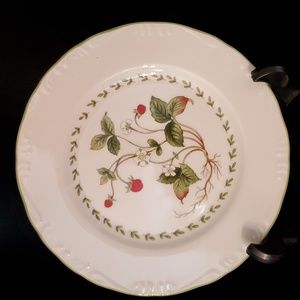 Vintage Takahashi 7" Plate Wild Strawberries